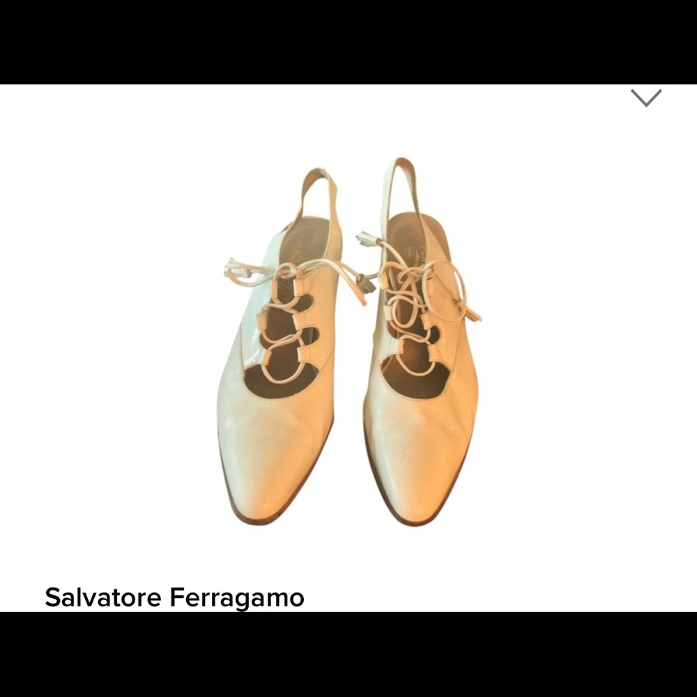 💠🔷SALVATORE FERRAGAMO🔷LACE UP KITTEN HEELS💠🔷
